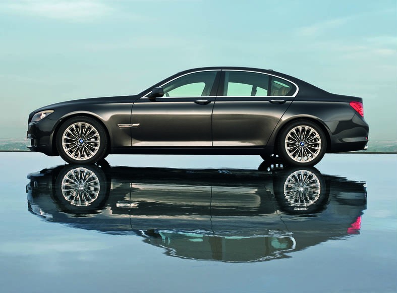 its 7-Series car for 2011.