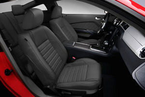 2011MustangGT_50L_16