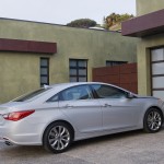 2011 Hyundai Sonata 2.0T 02