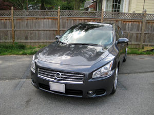 2010 Nissan Maxima Front 1