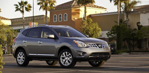 2011 Nissan Rogue 01