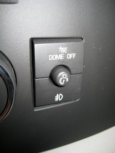 2011 GMC Sierra SLE - Dome Light Control
