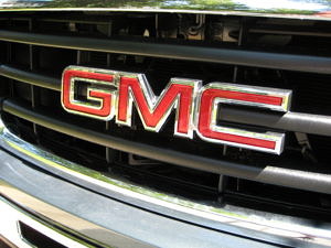 2011 GMC Sierra SLE - Grill 2