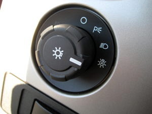 2011 Ford F-150 Headlight Controls