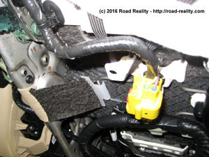 underseat-clip-2