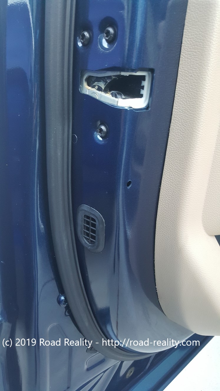 Frozen door lock: How to open your car doors